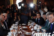 【韓国】文「米議会は皆の議会」... ペロシ「慰安婦問題、正義の実現を見たい」