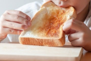 【育児】5歳と3歳の子供がいるんですが、朝食を全然食べてくれません　子供が食べるご飯等あれば教えてください