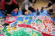 【画像あり】韓国人「日本の小学生VS韓国」日本と韓国の小学生が書いた“平和の絵”をご覧ください　韓国の反応