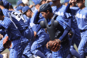 「高校野球には派手すぎる」厳しい声も..."ド派手ユニフォーム"青藍泰斗　監督「生徒数が減少傾向で、学校名アピールしたい」