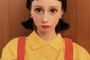【画像】ダレノガレ明美さん、本気のちびまる子コスプレ。レイヤーを公開処刑
