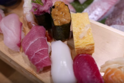 築地の動画をみた外国人の日本食談義「ウニがいまいち新鮮じゃないな」と通すぎるコメントも