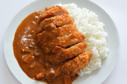 外国人がとんかつ、カツカレー、カレーパンが大流行らしい