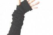 今若い女性にアームカバーが人気らしいぞ