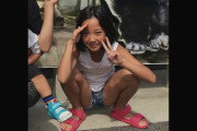 えばちゃん、うっかりパ◯ティ見えてしまう