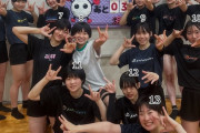 【画像】童貞は絶っっ対"9"を選ぶバレー部JKの集合写真見つかるｗｗｗｗｗｗｗ
