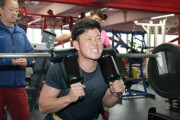 ２０発ボディー作る！阪神・糸原、金本級レッグプレス５００キロ上げた