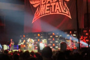 【海外】ドイツ・フランクフルトでのBABYMETAL「MAYA」パフォーマンス