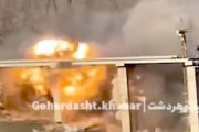 【戦争】連続爆弾。イランの主要な橋が爆撃された時の別角度のビデオ。