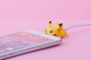 【ポケモンGO】スマホ何台も並べてる奴ってなんで「人目」気にしないの？