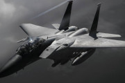 米空軍、予算状況が厳しいためF-15Eを218機から99機に削減すると言及