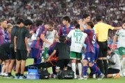 FC東京・森重真人、後頭部にシュート受けて意識失い救急搬送　指揮官「無事なことを祈っている」