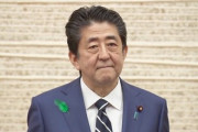 安倍首相､国民一律10万円給付を表明　手続きはネットと郵送で