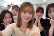 小林萌花が謎メンツと写真