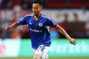 吉田麻也、シャルケ初の公式戦でいきなりキャプテンとしてフル出場！DFBポカール5発圧勝に貢献