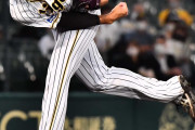 阪神・藤浪１回１安打無失点　球場では「１６８キロ」の表示も　３番手で登板