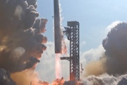 【動画】迫力がすごすぎるスターシップV3の打ち上げ映像。3ヶ所から。