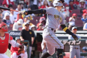 阪神・佐藤輝が確信の３ラン！右翼スタンドへ今季１３号　通算１００本塁打まであと３本