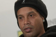 【元ブラジル代表】ロナウジーニョ氏、ブラジルで金銭トラブル