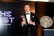 バイエルンのレヴァンドフスキ、FIFA年間最優秀選手賞を初受賞！ポーランド人＆ドイツ1部選手として初の快挙