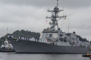 米海軍アーレイ・バーク級ミサイル駆逐艦「デューイ」が横須賀に到着…レーザー兵器システム「ODIN」初号機の搭載艦！