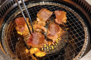 【悲報】ワイ、焼肉きんぐに行って泣く･････理由がこちら･････