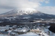 【悲報】外国人富裕層にほぼ占拠された北海道ニセコ町の末路
