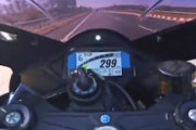 【動画】時速300キロで走行していたカワサキZX10R乗り、肉片になりかける(((ﾟДﾟ)))