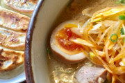 日本人「ラーメンと餃子セットで！」 中国人「う、うわあああああ(椅子から転げ落ちる)」