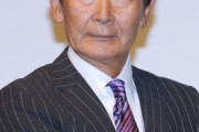 【音楽】文化庁長官『誰とは言いませんけど、へたくそな歌を歌ってコンピューターで音を合わせて発売する。甚だ疑問だ・・・』