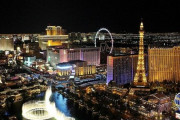 「飛行機からラスベガスを撮影したら…合成写真のような景色になった」今年完成したランドマーク