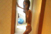 【壮絶】祖父による虐待で体重16kgになった日本人女性、当時の写真を公開し虐待・摂食障害の注意喚起