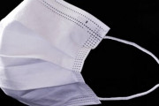 【臭そう】不織布マスクを洗濯や消毒をして「複数回使う」が4割！使い捨て出来ないのか