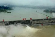 中国三峡ダムに「ブラックスワン(あり得ないこと…)」が迫る、耐久性はほぼ臨界点に…決壊はあり得るのか！