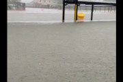 【動画】富山県のDSGアリーナ高岡店さん、大雨により駐車場が水没し店休へ