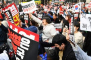 まだまだロウソクには足りないな　～　【共同通信】 韓国、徴用工巡り大統領批判続く　ソウルで2万人集会