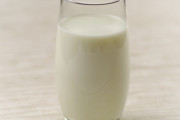 本物の牛乳そっくりな「植物由来の人工牛乳」を米Impossible Foodsが開発中
