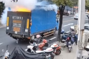 【恐怖】バッテリーか？中国のトラックが発火する瞬間の映像がえげつない(((ﾟДﾟ)))