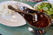 あのアラジンのランプみたいな入れ物に入ってくるカレーを食うのが夢だったな