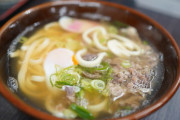【悲報】資さんうどん、東京進出でバケの皮が剥がれるｗｗｗｗｗ