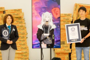 【ホロライブ】獅白ぼたんがギネス世界記録™達成！約3万個のカップヌードルを並べて巨大文字をファンと共に作成