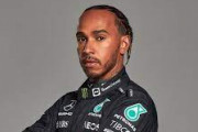 【悲報】7年連続F1チャンピオンのルイス・ハミルトンさん、車の性能だけで勝ってたザコだった・・・