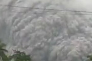 【動画】インドネシアの噴火が思った以上にヤバい