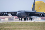 米国防総省、中東にB-52戦略爆撃機2機を派遣…アフガン撤収を支援