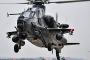中国陸軍航空旅団のWZ-10攻撃ヘリが24時間体制の出撃訓練を実施！