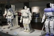 科学誌ネイチャー「日本のロボット工学は死にかけている。文科省役人がお友達のため私学文系優遇した結果だ」！