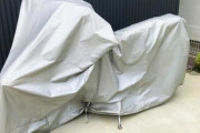 バイクカバーが溶けた・・・