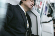 【画像】社畜、今後は立ったまま眠ることになるｗｗｗｗｗ