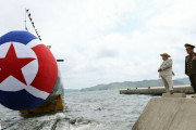 韓国人の反応「北朝鮮の新型潜水艦『金君玉英雄』の実力に疑問の声」