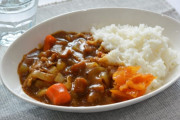 福神漬けをカレーに混ぜて食う奴はバカです